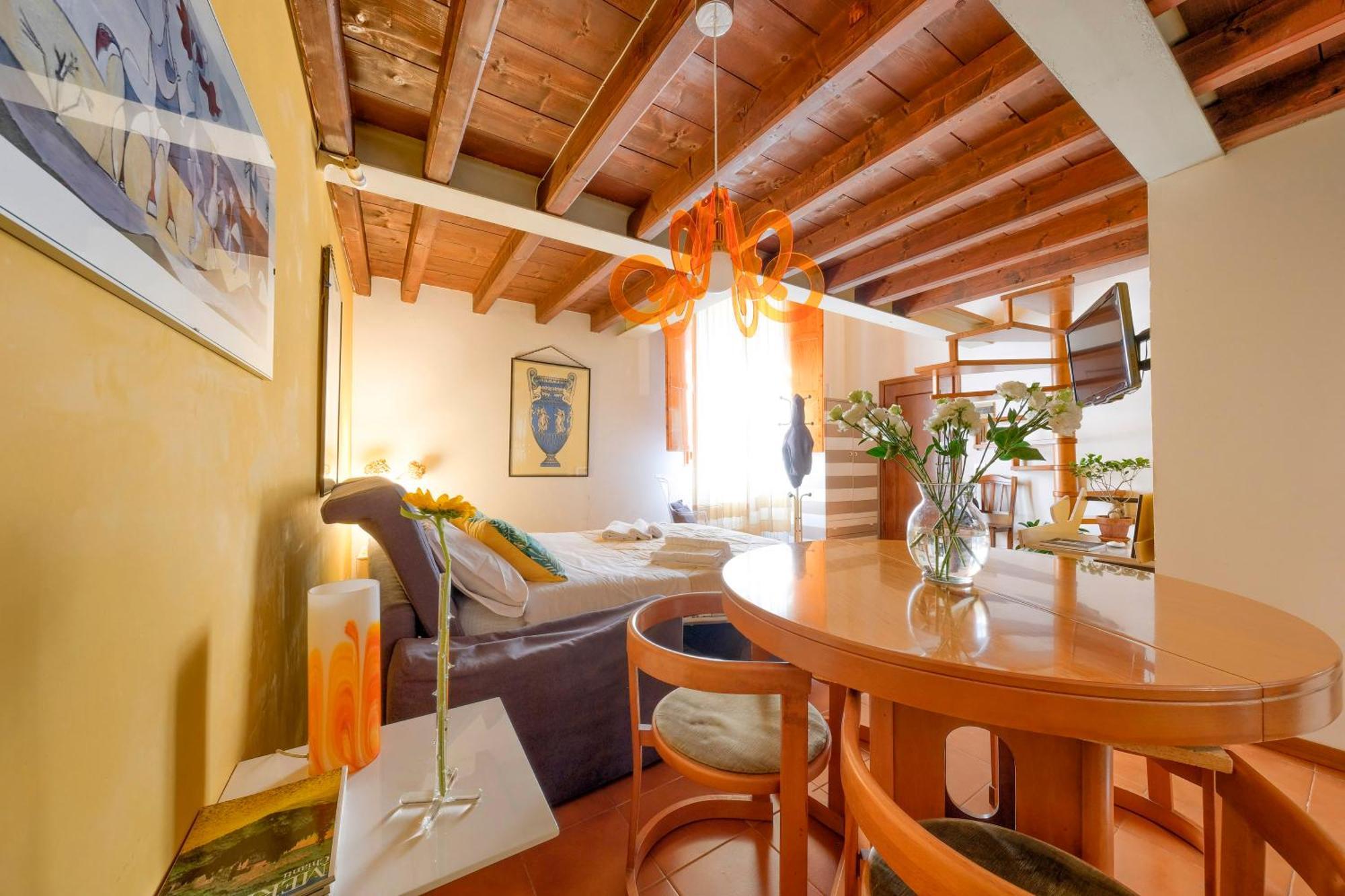 Apartamento La Casa Di Dante Alighieri Florencia Exterior foto