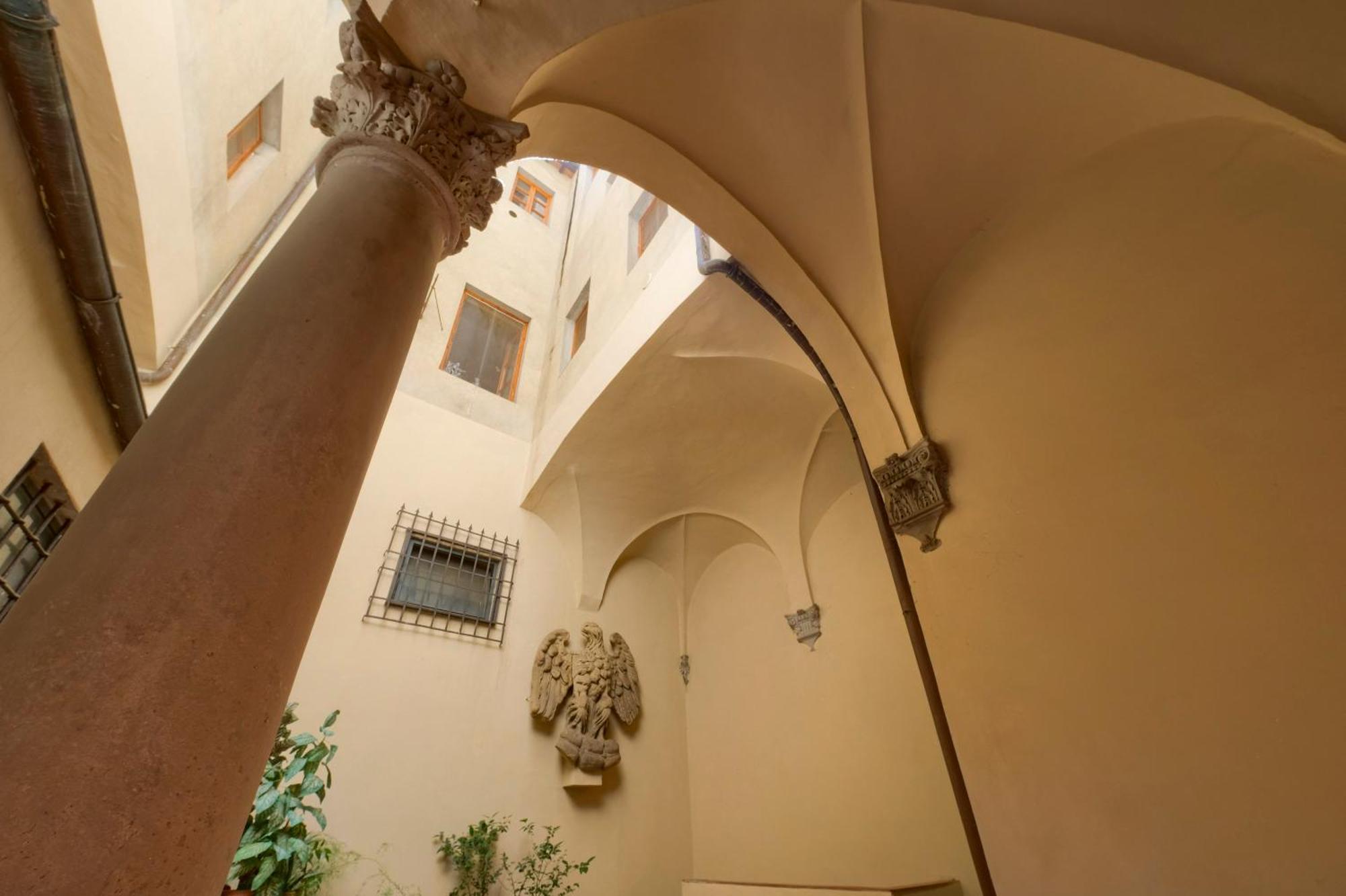 Apartamento La Casa Di Dante Alighieri Florencia Exterior foto